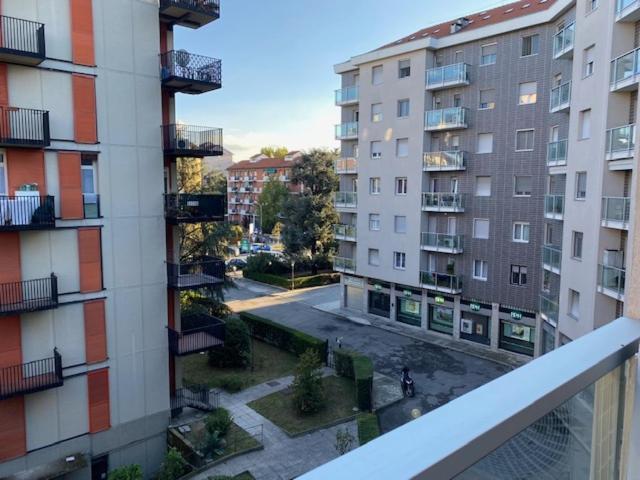 Apartment Zurigo Milán Exterior foto